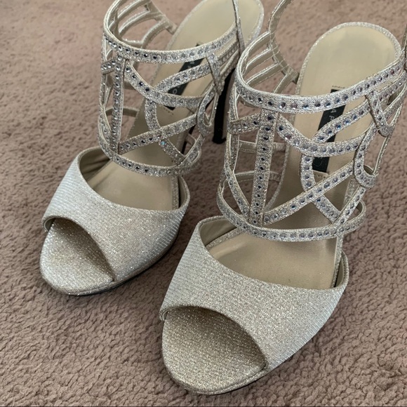 Caparros Nude Glimmer Pumps with Rhinestones - Picture 3 of 10